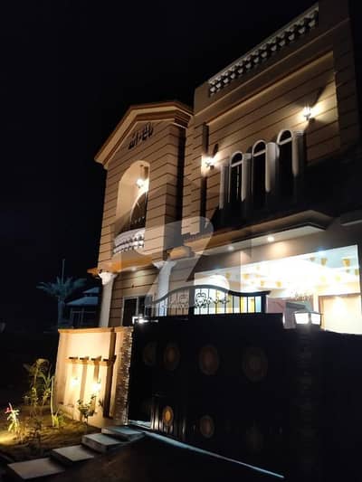 سٹی ہاؤسنگ سکیم جہلم میں 6 مرلہ مکان 2.75 کروڑ میں برائے فروخت۔
