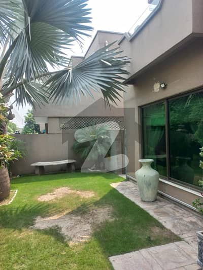 13 Marla Facing Park House Available For Sale In Askari 11 Sector A