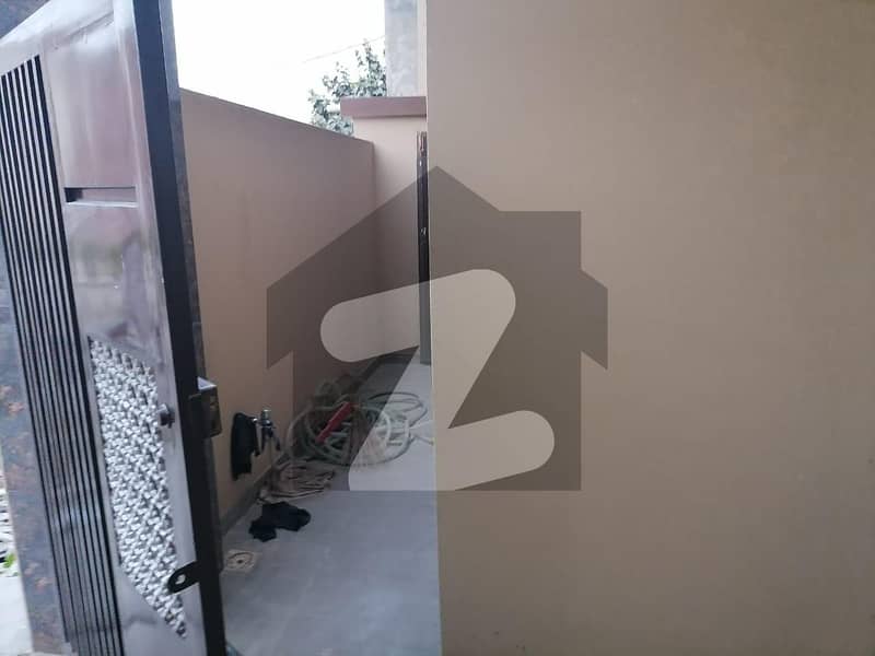 Perfect 10 Marla House In Wapda City - Block B For rent