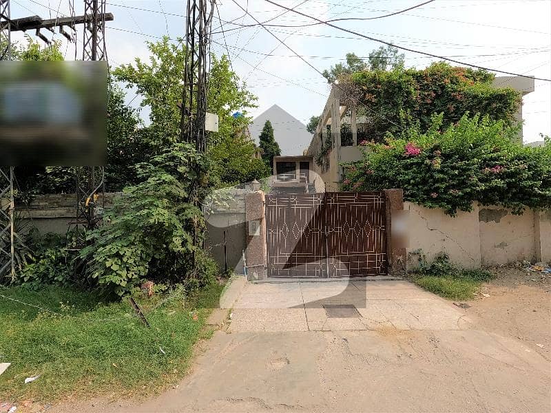 1 Kanal House Is Available For sale In Model Town - Block K