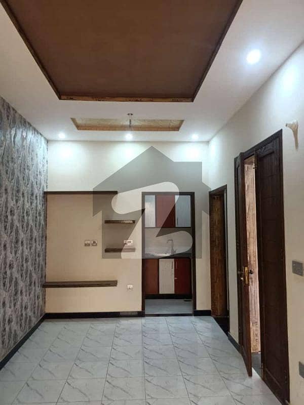 وائٹل ہومز ای ای وائٹل ہومز ہاؤسنگ سکیم,لاہور میں 3 کمروں کا 3 مرلہ مکان 35.0 ہزار میں کرایہ پر دستیاب ہے۔