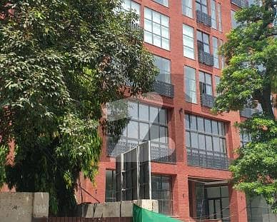 Prime Location Office Of 395 Square Feet In Gulberg 3 For sale