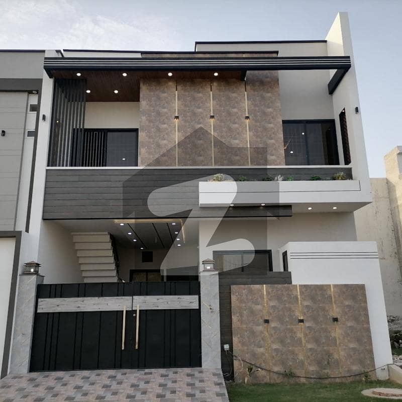 5 Marla House Available In Jeewan City - Phase 6 For sale