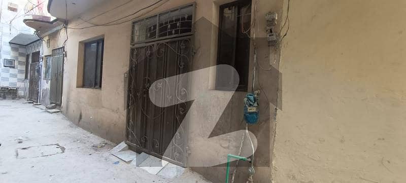 گوشہء احباب لاہور میں 3 کمروں کا 3 مرلہ مکان 85.0 لاکھ میں برائے فروخت۔