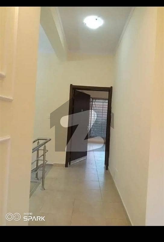 3 bed Defence villa For Rent, Beautiful villa near to mosque near to Market