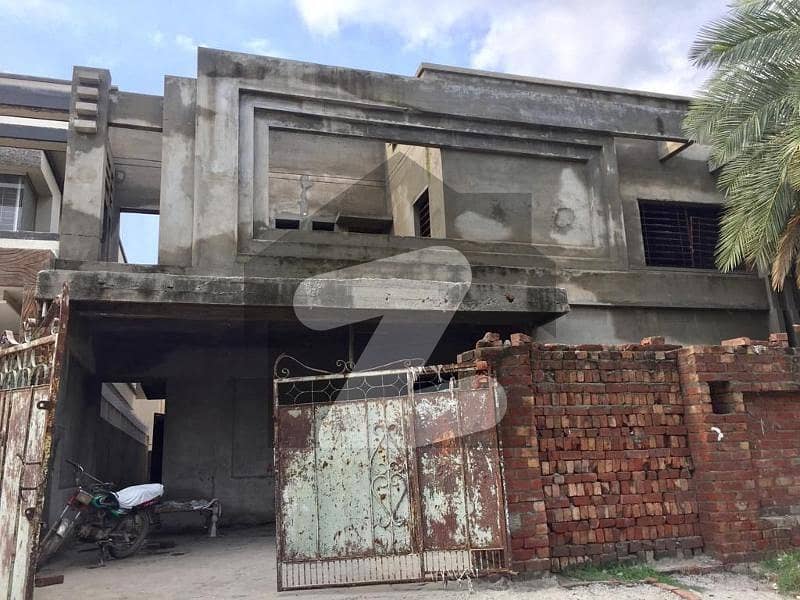 1 Kanal Facing Park Well Constructed Main Boulevard Grey Structure House Near Park Is For Sale In Johar Town Phase 1 - Block E2 Lahore