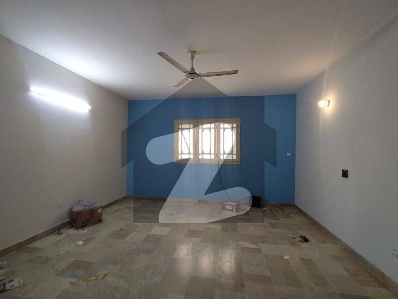 2 bed 1st Floor Flat for rent in Rahat Commercial