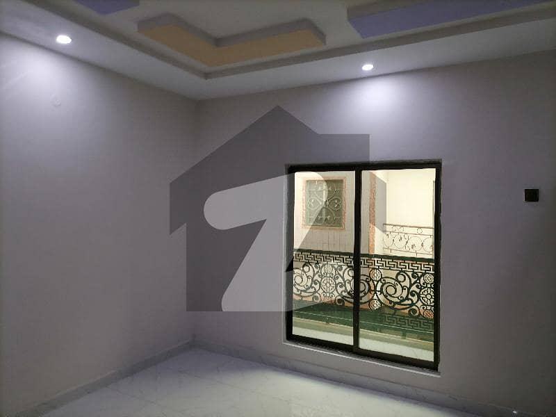 Prime Location 3 Marla House In Clifton Colony Best Option