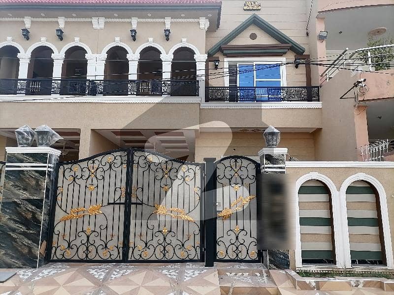8 Marla House For sale In Eden Boulevard Housing Scheme Lahore