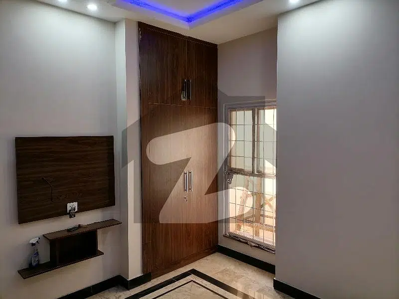 Premium 1125 Square Feet Lower Portion Is Available For Rent In Shadab Garden