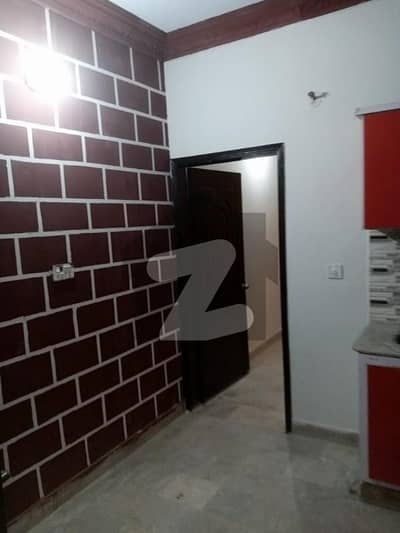 Avail Yourself A Great 450 Square Feet Flat In Allahwala Town - Sector 31-B