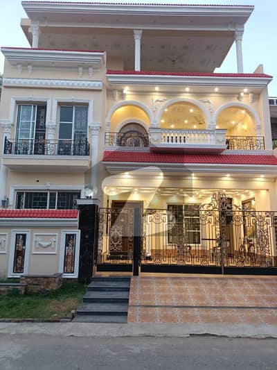 10 Marla Double Unit Luxury House For SALE In PIA Housing Scheme