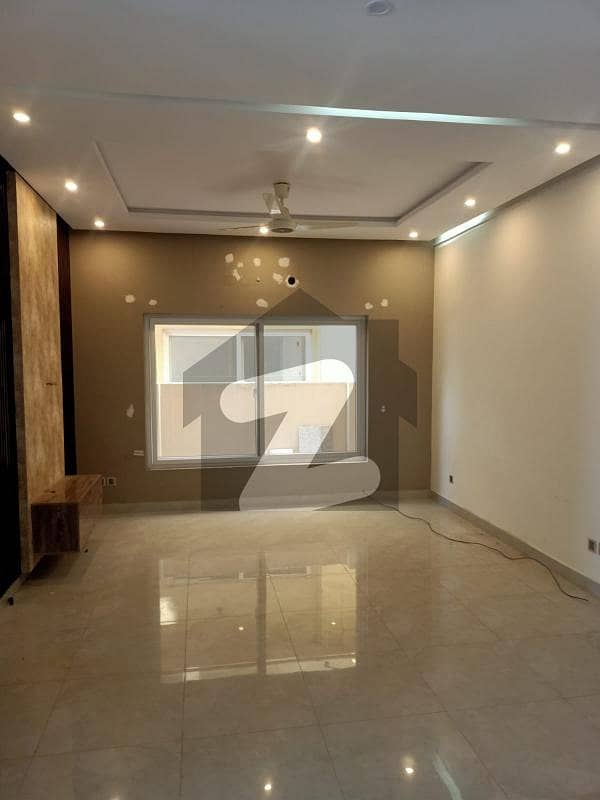Bahria Enclave Sector M 10 Marla house available for Rent