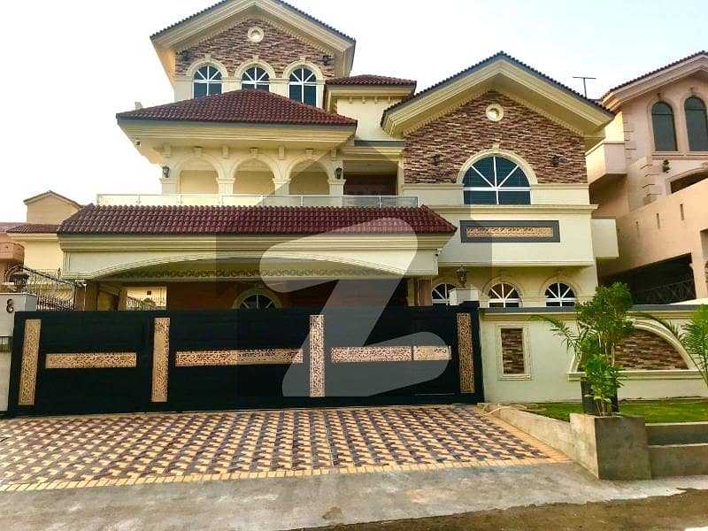 one kanal brand new sun face house for sale in g13