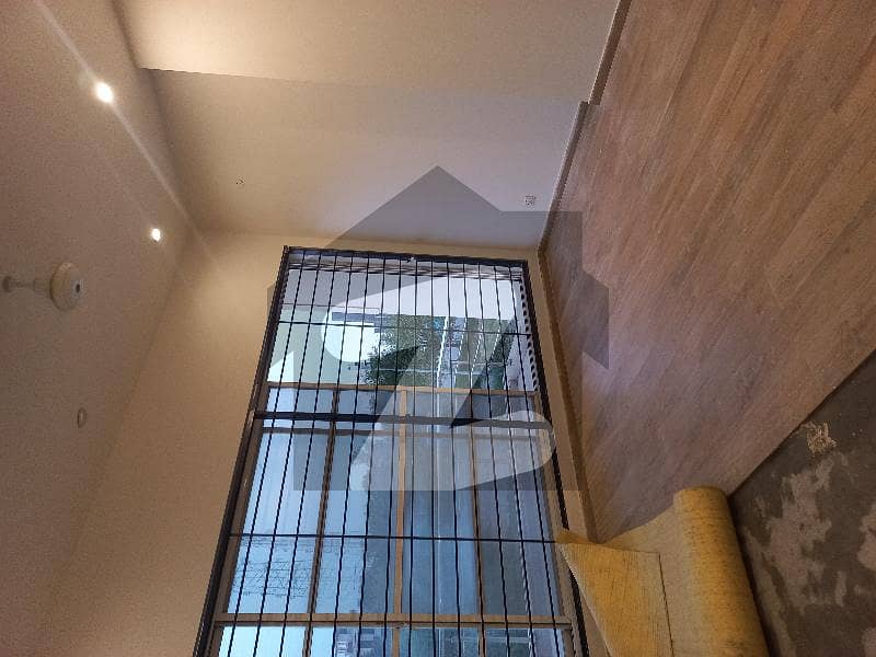 1kanal ful house for rent 1kanal ful house for rent