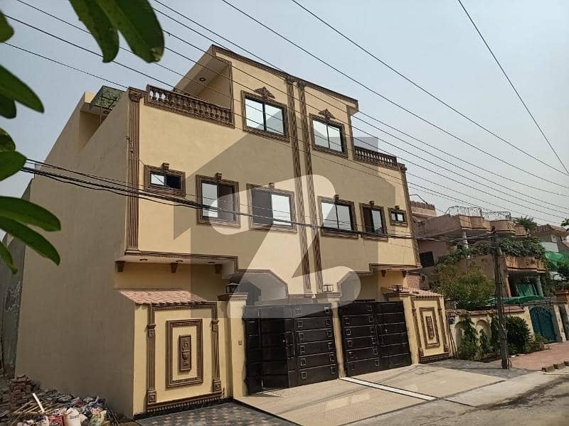 ریونیو سوسائٹی - بلاک بی ریوینیو سوسائٹی,لاہور میں 7 کمروں کا 5 مرلہ مکان 2.45 کروڑ میں برائے فروخت۔