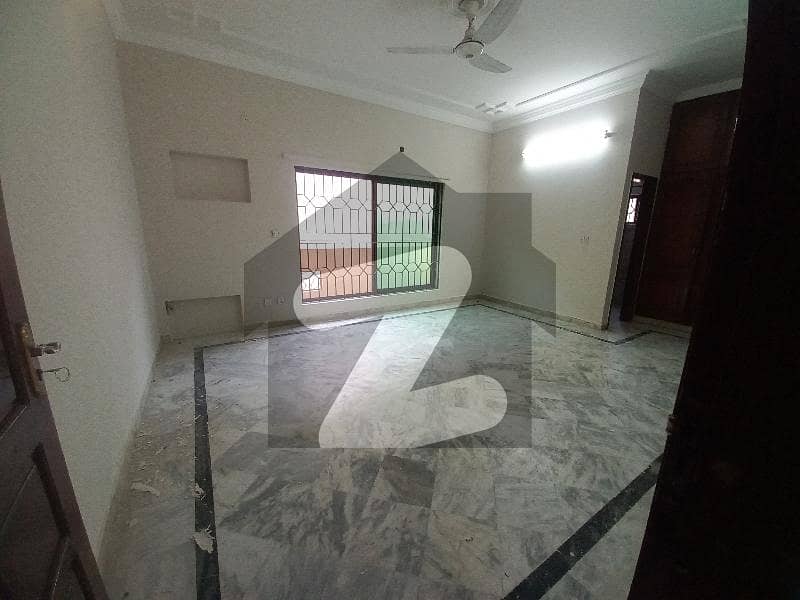 F-11 Outclass Upper portion Available for Rent F-11 Outclass Upper portion Available for Rent