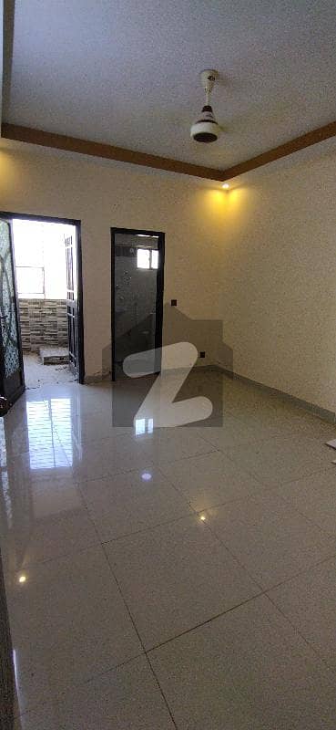 سوِل لائنز کراچی میں 3 کمروں کا 6 مرلہ فلیٹ 3.0 کروڑ میں برائے فروخت۔
