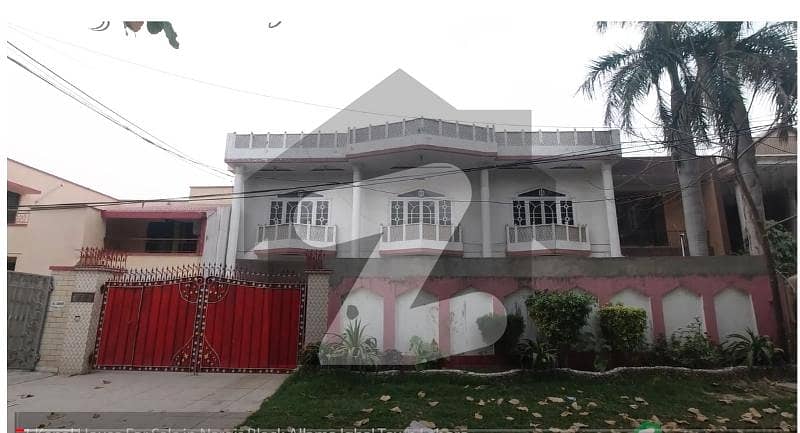 علامہ اقبال ٹاؤن ۔ نرگس بلاک علامہ اقبال ٹاؤن,لاہور میں 7 کمروں کا 1 کنال مکان 2.75 لاکھ میں کرایہ پر دستیاب ہے۔