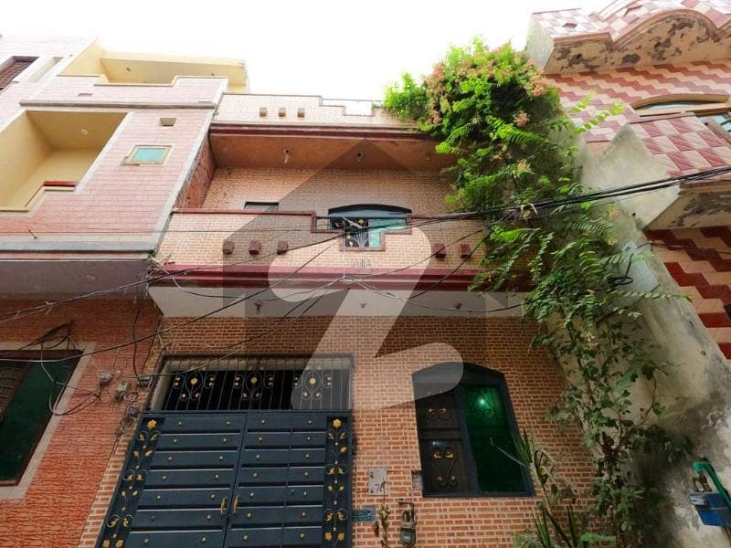 سمن زار کالونی لاہور میں 3 کمروں کا 3 مرلہ مکان 90.0 لاکھ میں برائے فروخت۔