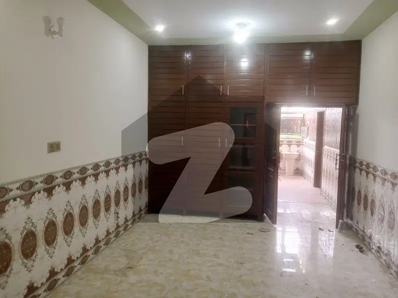 5 Marla House For sale In Beautiful Hayatabad Phase 4 - N1