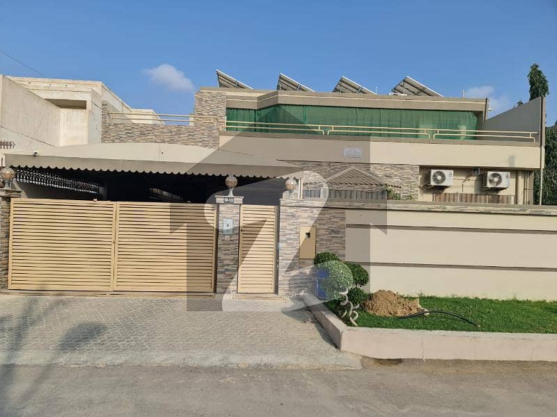 CORNER WEST OPEN WITH COMPLETE MODIFICATION SD House For sale In Old