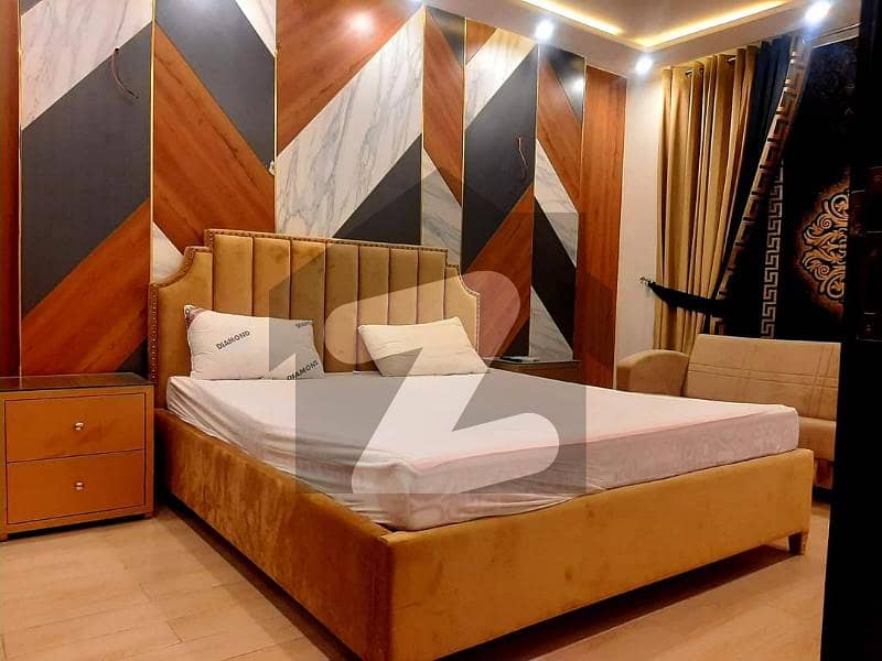 بحریہ ٹاؤن سیکٹر سی بحریہ ٹاؤن,لاہور میں 3 کمروں کا 15 مرلہ پینٹ ہاؤس 5.5 کروڑ میں برائے فروخت۔