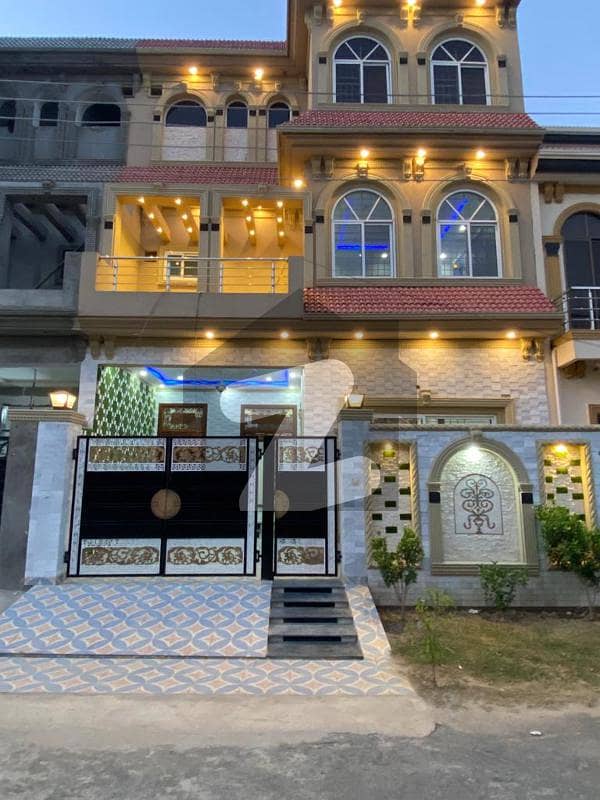 سینٹرل پارک ہاؤسنگ سکیم لاہور میں 4 کمروں کا 5 مرلہ مکان 1.5 کروڑ میں برائے فروخت۔