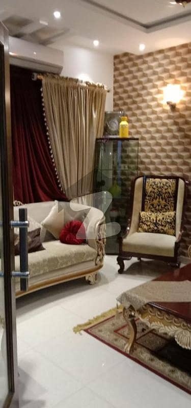 بینکرز کوآپریٹو ہاؤسنگ سوسائٹی لاہور میں 4 کمروں کا 5 مرلہ مکان 1.75 لاکھ میں کرایہ پر دستیاب ہے۔