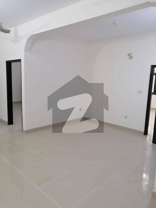 240 Square Yards House For Sale In Gulshan-E Iqbal Block 3