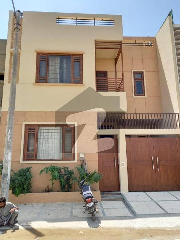 120YARD SLIGHTLY USED DOUBLE STORY BUNGALOW FOR SELL IN DHA PHASE 7 EXT.