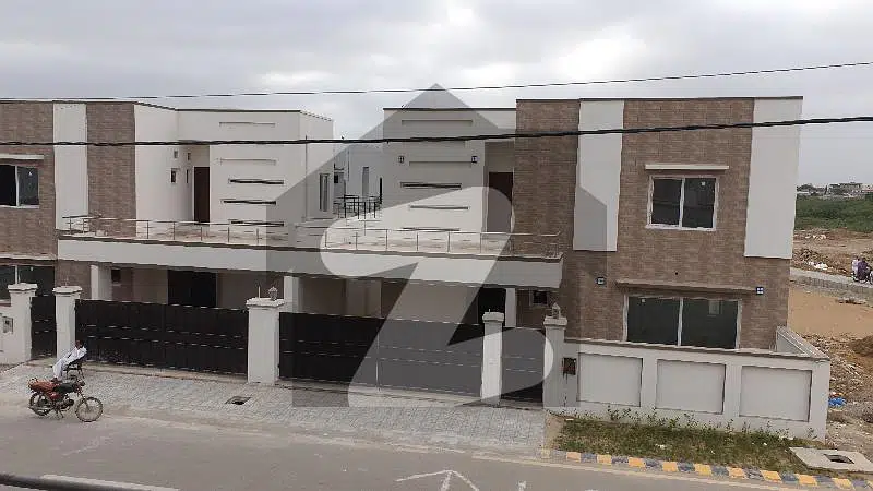 Falcon Complex New Malir 350 Square Yards House Up For sale