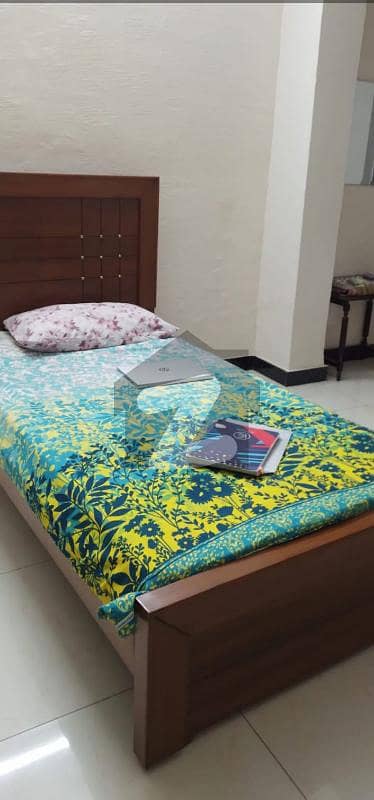 FULLY FURNISHED BEAUTIFUL ROOM AVAILABLE FOR RENT IN G10
ONLY FEMALE'S