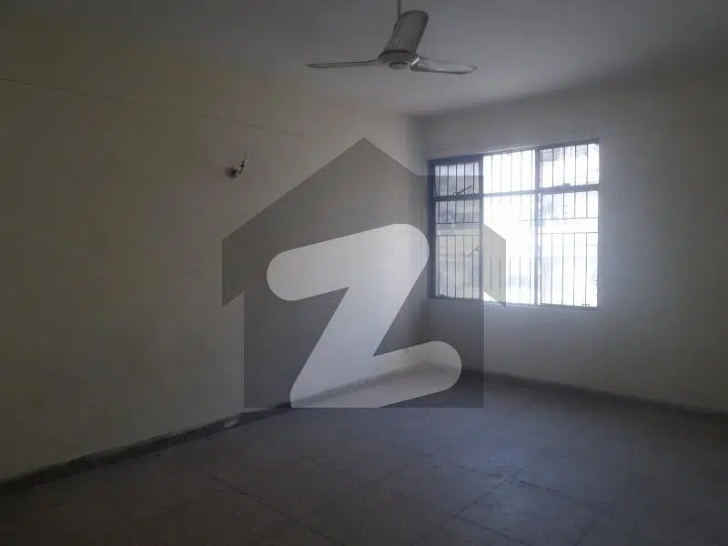 1000 Square Feet House For Grabs In Gulraiz Housing Scheme