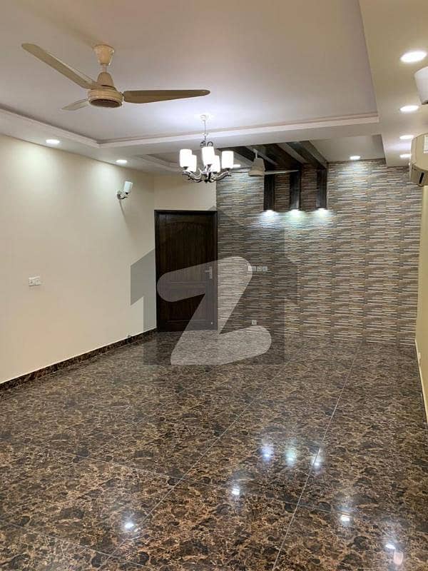 4 Bedroom apartment for rent in G15 Sector Islamabad water gas electricity all facilities very reasonable price Five options available different price
