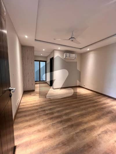 Gulberg 3 Apartment For Rent