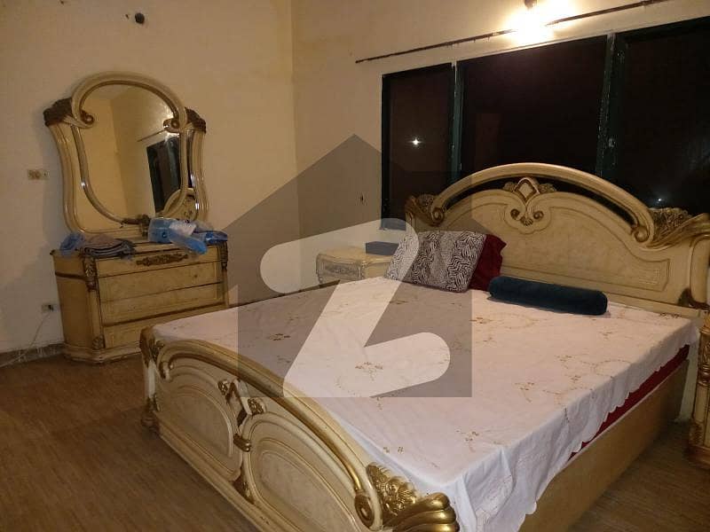 Furnished 1 Bedroom Boundary Wall Car Parking 4 Rent In Sea View Apartment