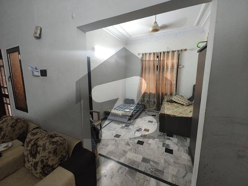 گلستانِِ جوہر ۔ بلاک 15 گلستانِ جوہر,کراچی میں 2 کمروں کا 3 مرلہ مکان 45.0 ہزار میں کرایہ پر دستیاب ہے۔