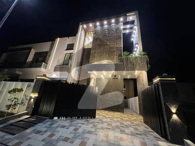10 Marla Luxury Designer House For Sale in Citi Housing Phase1