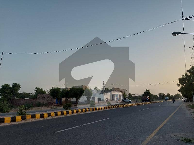 ابوظہبی روڈ رحیم یار خان میں 3 مرلہ رہائشی پلاٹ 15.75 لاکھ میں برائے فروخت۔