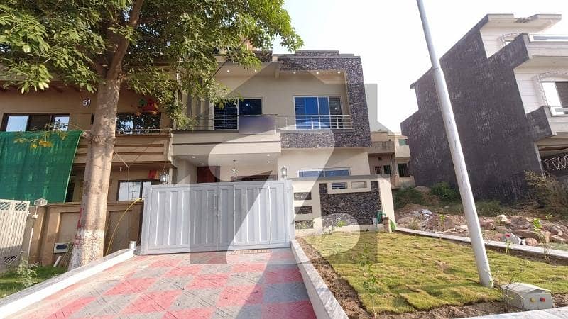 Want To Buy A Prime Location House In G-13? Want To Buy A Prime Location House In G-13?