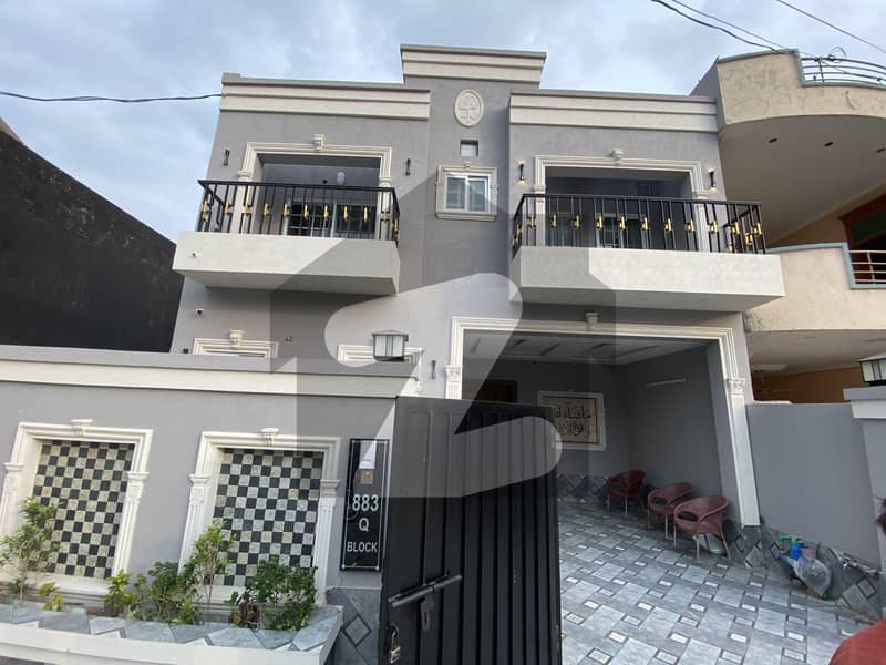 8 Marla Sami Commercial House For Sale 60 Feet Road Johar Town Lahore