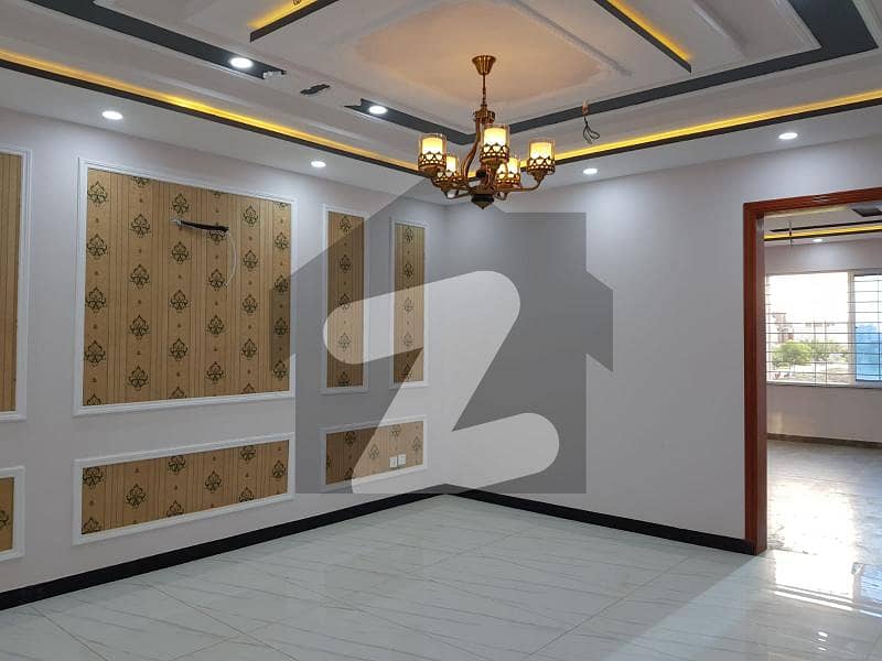 10 Marla Brand New Double Story Beautiful House For Sale In Royal Orchard, Multan
