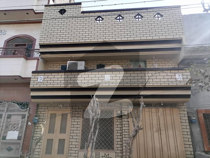 Buy your ideal 3 Marla House in a prime location of Johar Colony