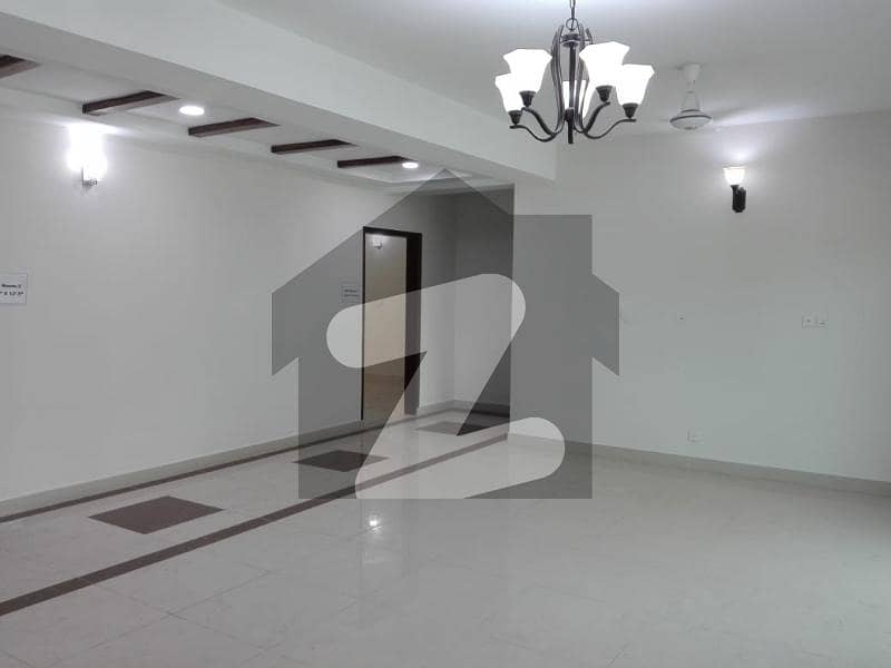 Aitchison Society Upper Portion Sized 10 Marla For rent
