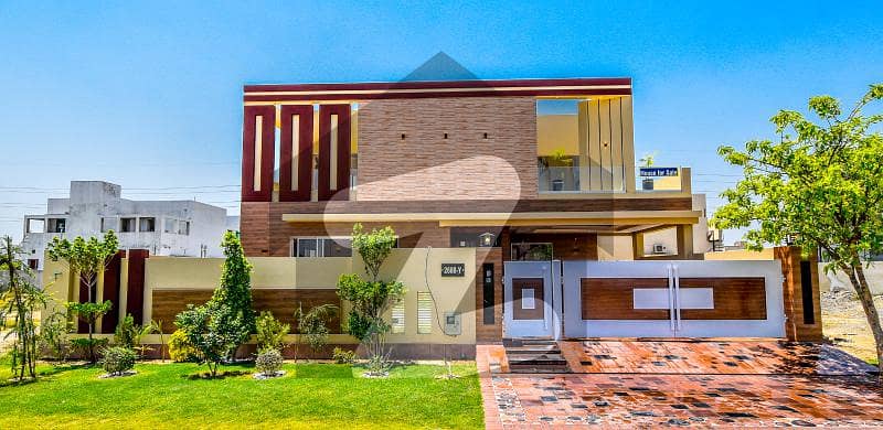 ڈی ایچ اے فیز 7 ڈیفنس (ڈی ایچ اے),لاہور میں 5 کمروں کا 1 کنال مکان 7.7 کروڑ میں برائے فروخت۔