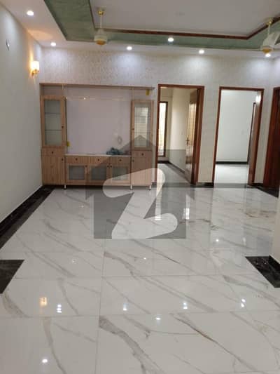 8 Marla Lower Portion Available For Rent In Punjab University Town 2 - Block B