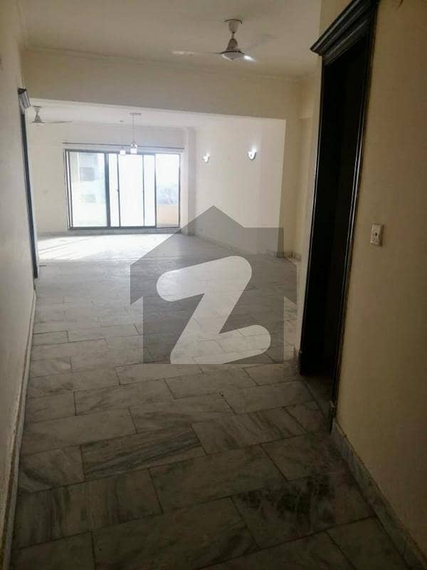 خداداد هائیٹس ای ۔ 11/2,ای ۔ 11,اسلام آباد میں 3 کمروں کا 10 مرلہ فلیٹ 1.17 کروڑ میں برائے فروخت۔ خداداد هائیٹس ای ۔ 11/2,ای ۔ 11,اسلام آباد میں 3 کمروں کا 10 مرلہ فلیٹ 1.17 کروڑ میں برائے فروخت۔
