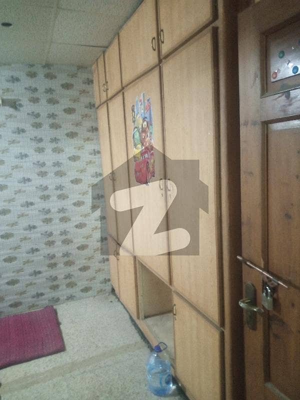 آئی ۔ 8 اسلام آباد میں 1 کمرے کا 1 مرلہ کمرہ 30.0 ہزار میں کرایہ پر دستیاب ہے۔ آئی ۔ 8 اسلام آباد میں 1 کمرے کا 1 مرلہ کمرہ 30.0 ہزار میں کرایہ پر دستیاب ہے۔