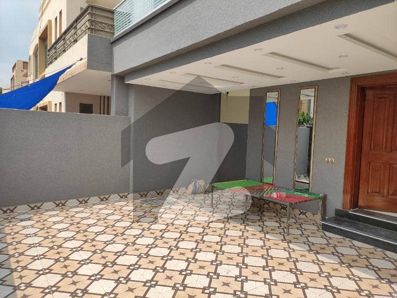 1 KANAL LIKE NEW UPPER PORTION FOR RENT IN GHOURI BLOCK BAHRIA TOWN LAHORE